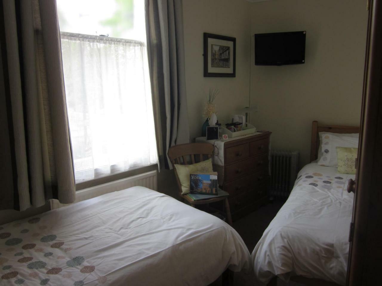 Bowen House Hotel York Room photo